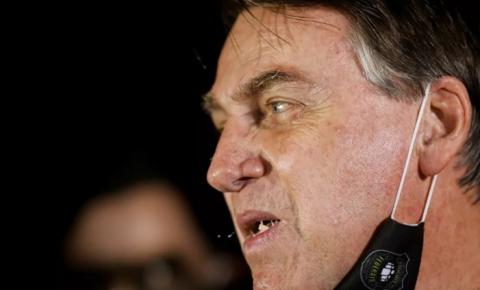 'Bolsonaro é a última bolacha do pacote para a extrema direita mundial', diz professor